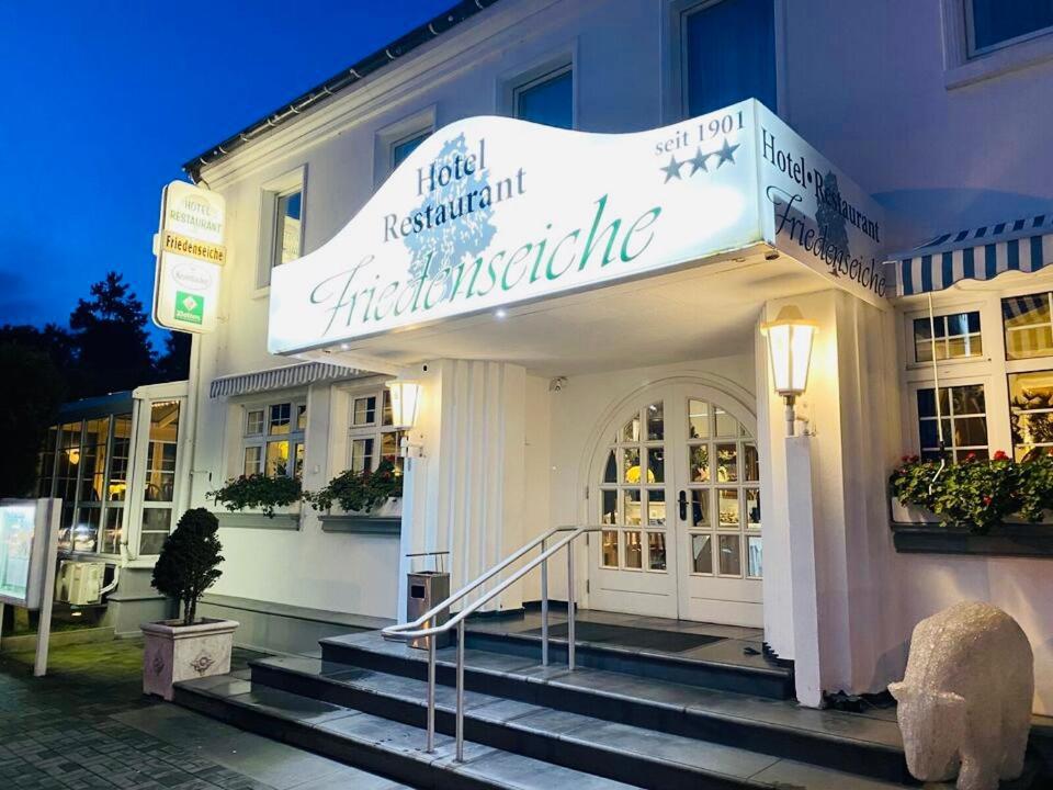 Hotel Friedenseiche 노이키르헨-플루인 외부 사진